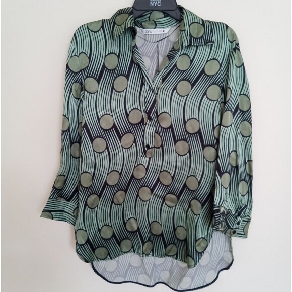 NWOT Zara Printed Flowing Blouse Green Size Small - Picture 2 of 8